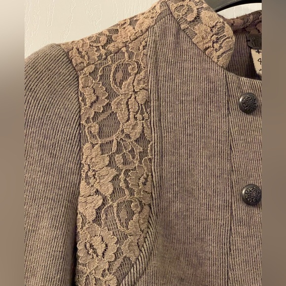 We the Free jacket sz 4🎀 - Picture 2 of 13